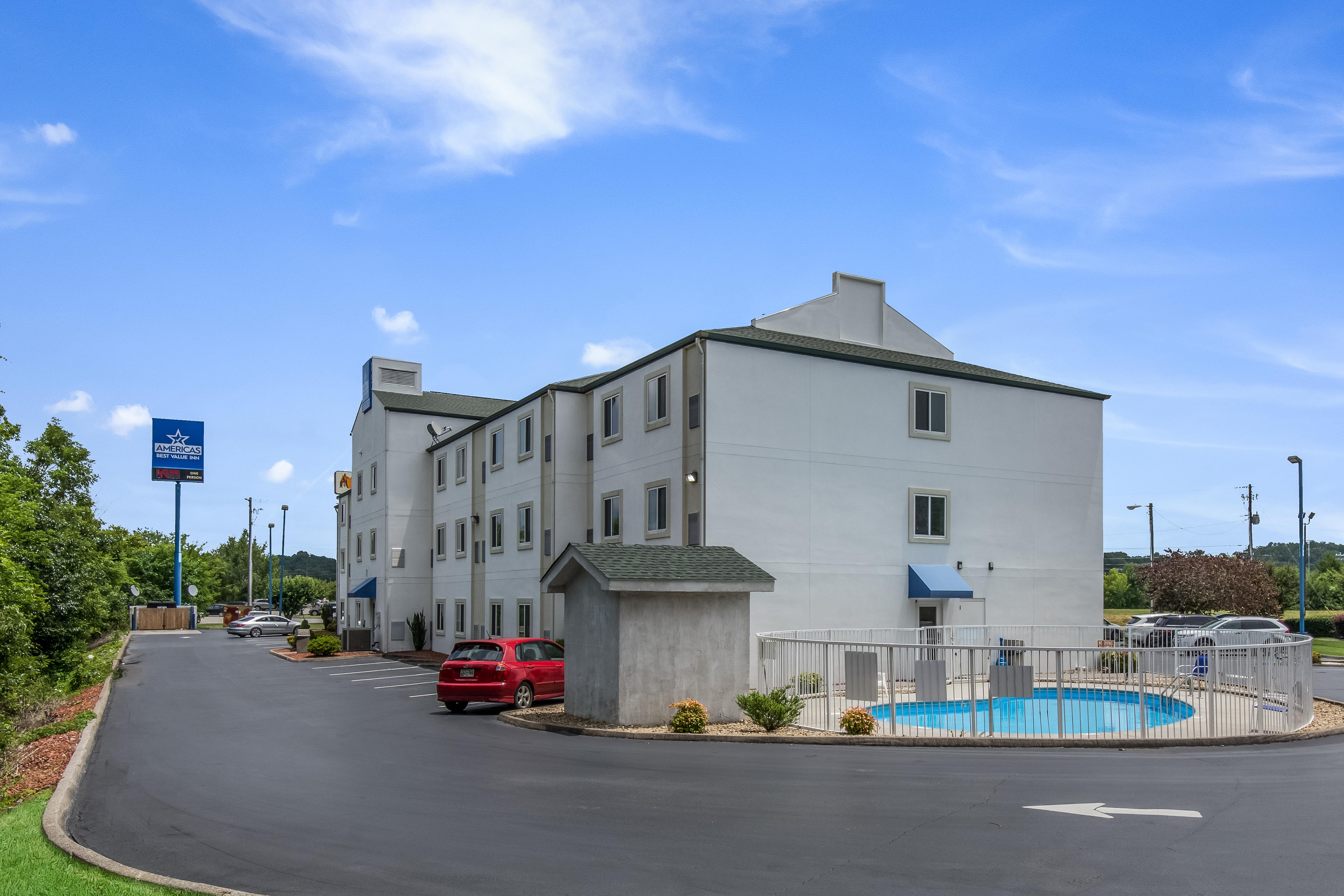Americas Best Value Inn-Knoxville East Exterior photo